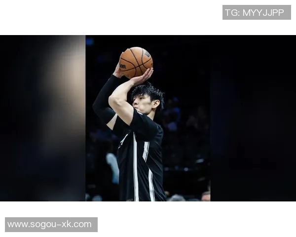 媒体人点评曾凡博发展潜力认为篮网不让其上场实属不合理